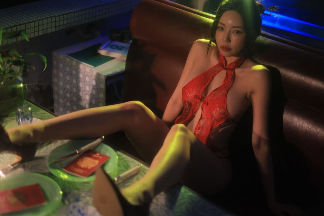 Dongeuran 동그란 – Hong Kong Part02 (52P)