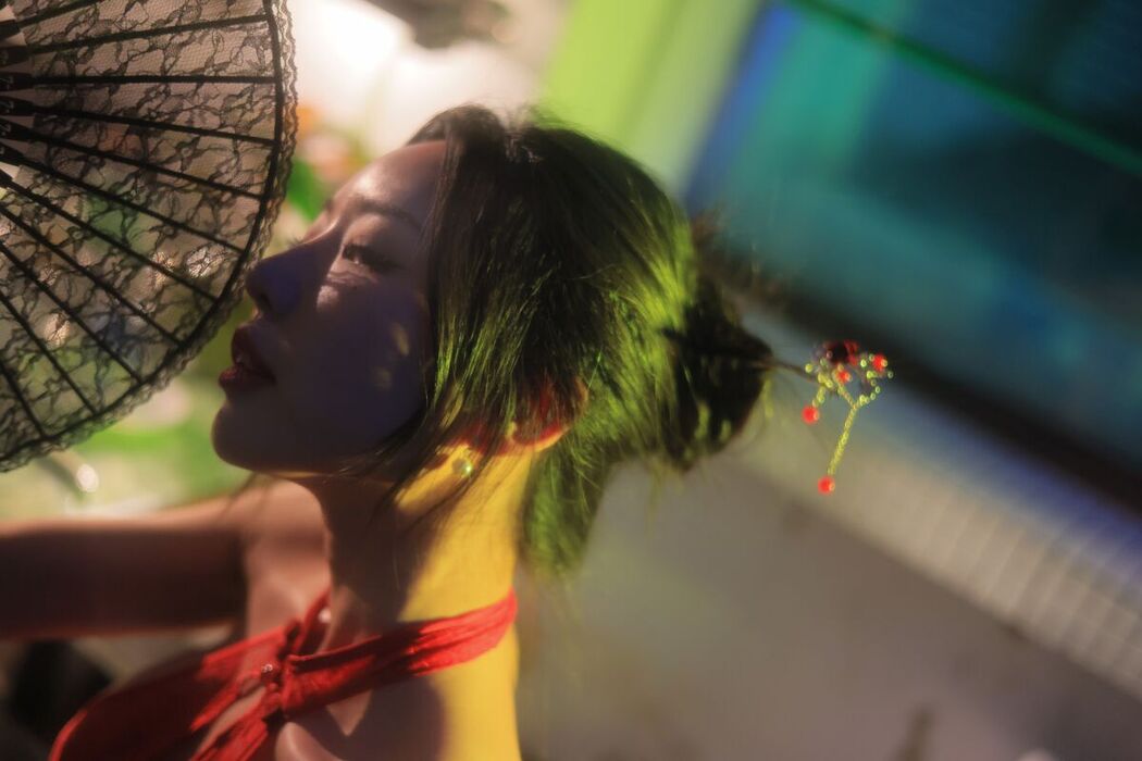 Dongeuran 동그란 – Hong Kong Part01 (53P)