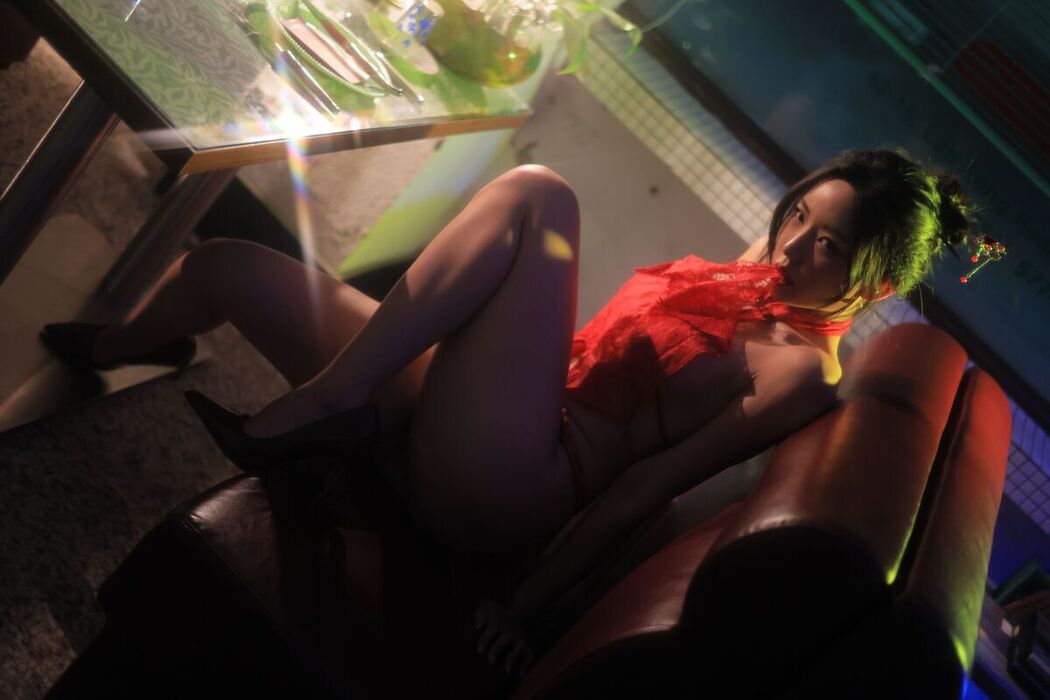 Dongeuran 동그란 – Hong Kong Part01 (53P)