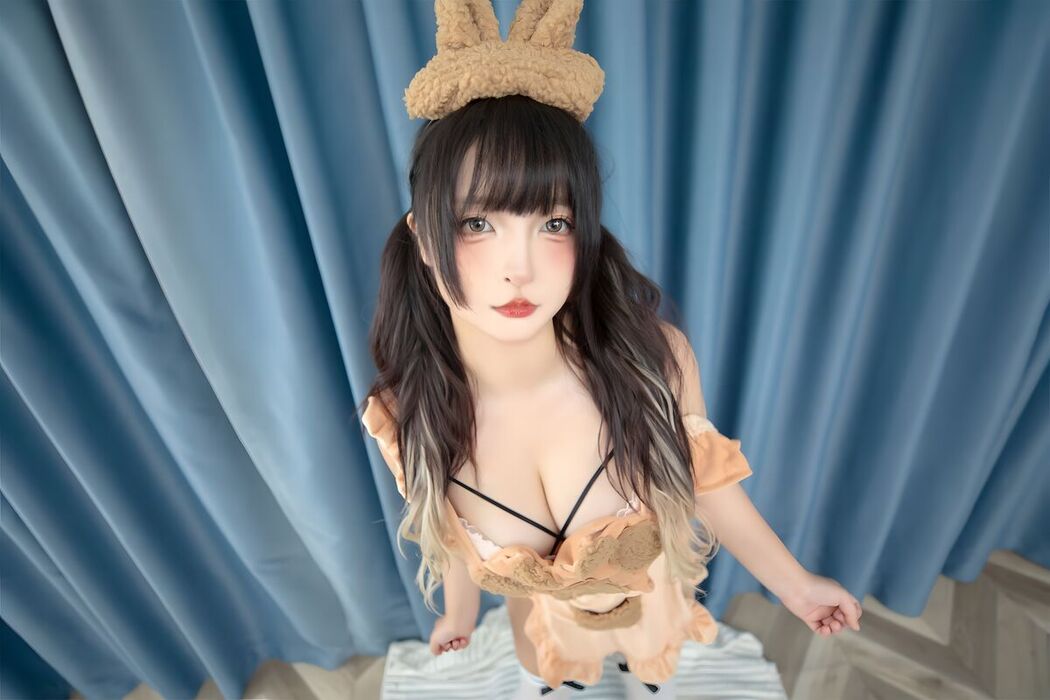 Coser@神楽坂真冬 – 白丝小熊 (76P – 2V)