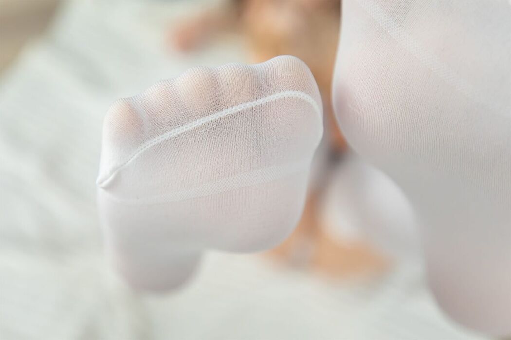 Coser@神楽坂真冬 – 白丝小熊 (76P – 2V)