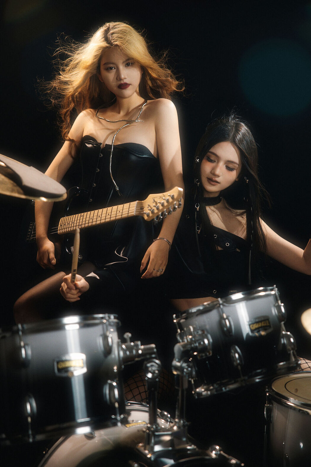 YiTuYu艺图语 Vol.8639 A Yin Ya (25P)