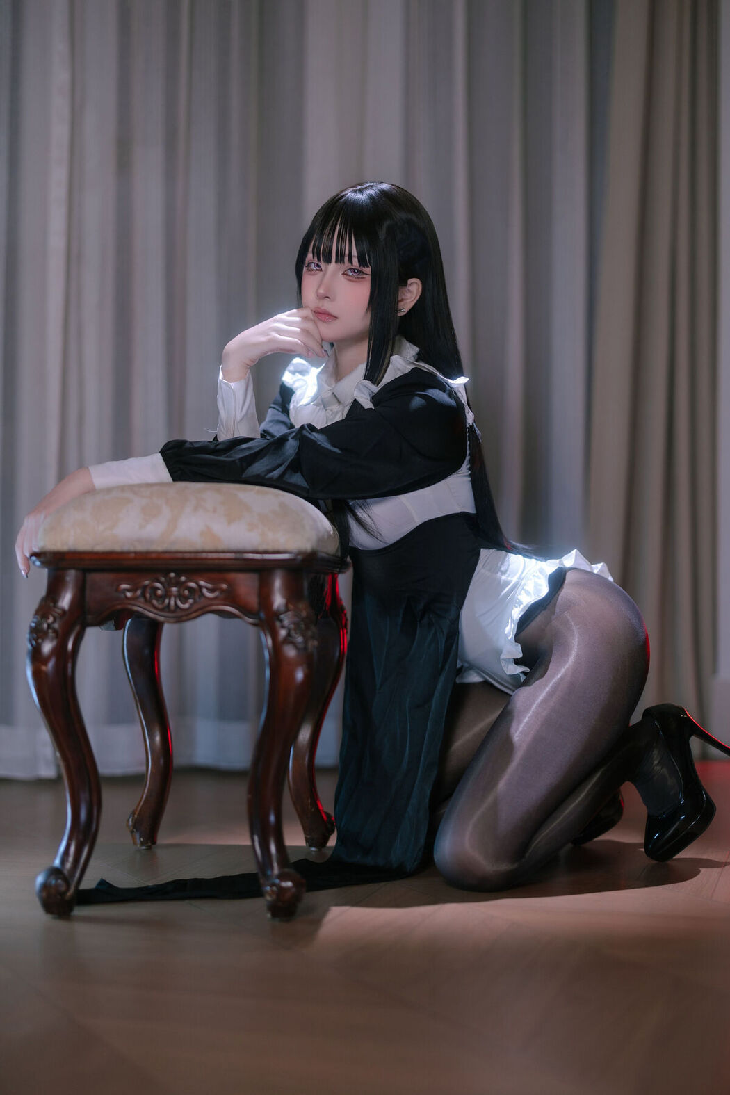 Coser@屿鱼 – 黑丝修女 (41P)