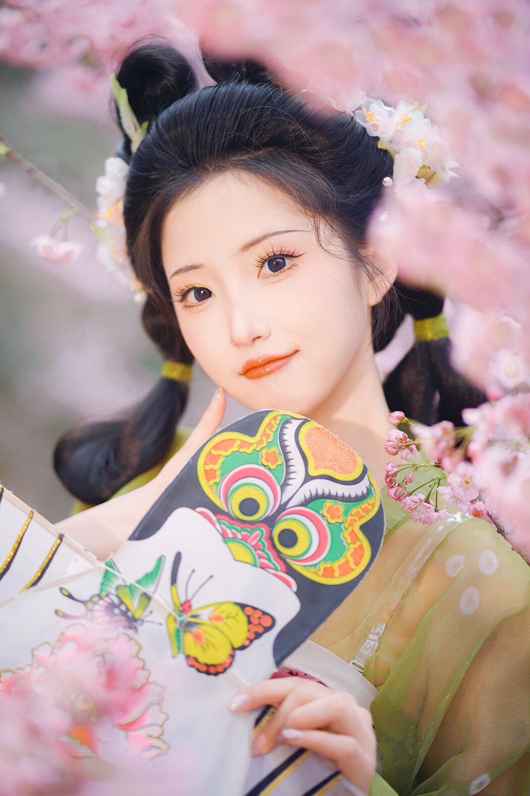 YiTuYu艺图语 Vol.8636 Tu Ya W (23P) Cover Photo