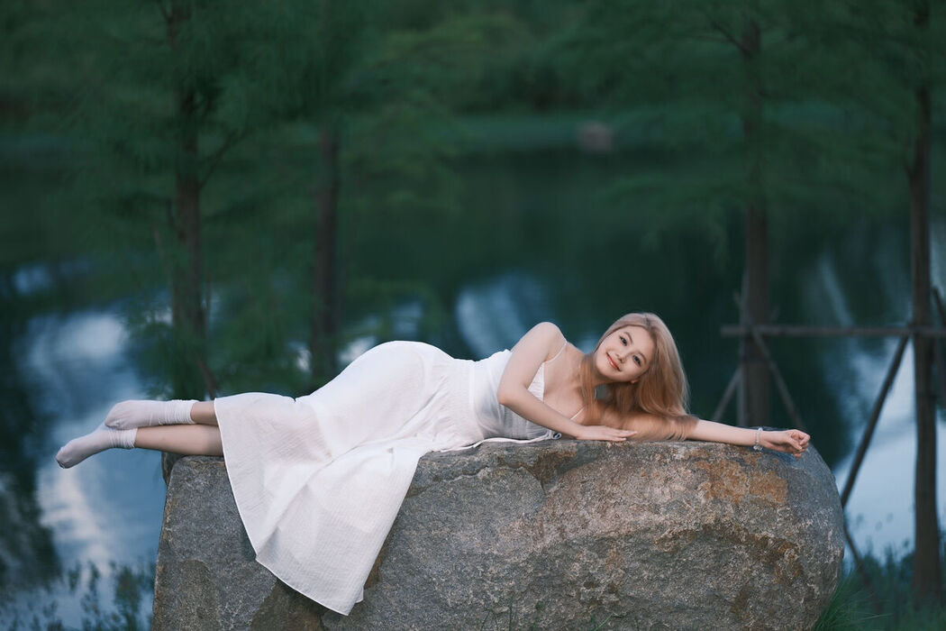 YiTuYu艺图语 Vol.8638 Lin You Ga Ga (45P)