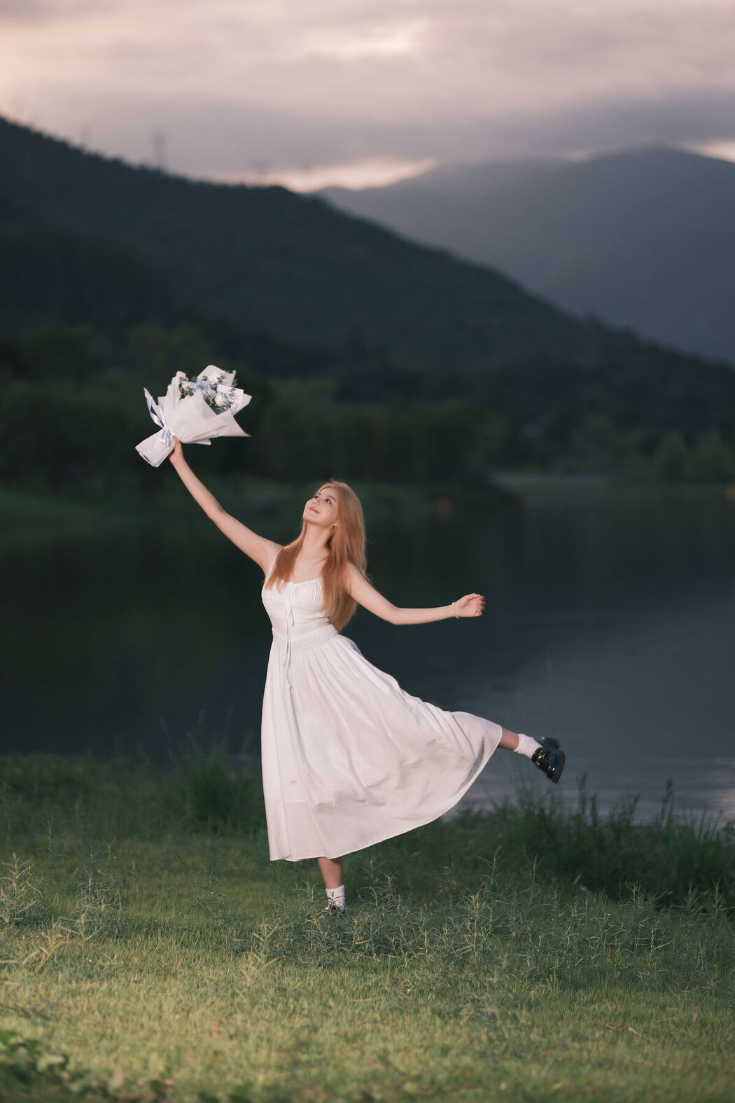 YiTuYu艺图语 Vol.8638 Lin You Ga Ga (45P)