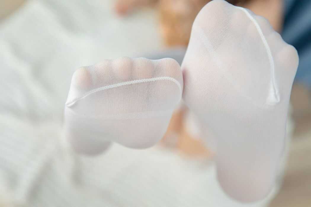 Coser@神楽坂真冬 – 白丝小熊 (76P – 2V)