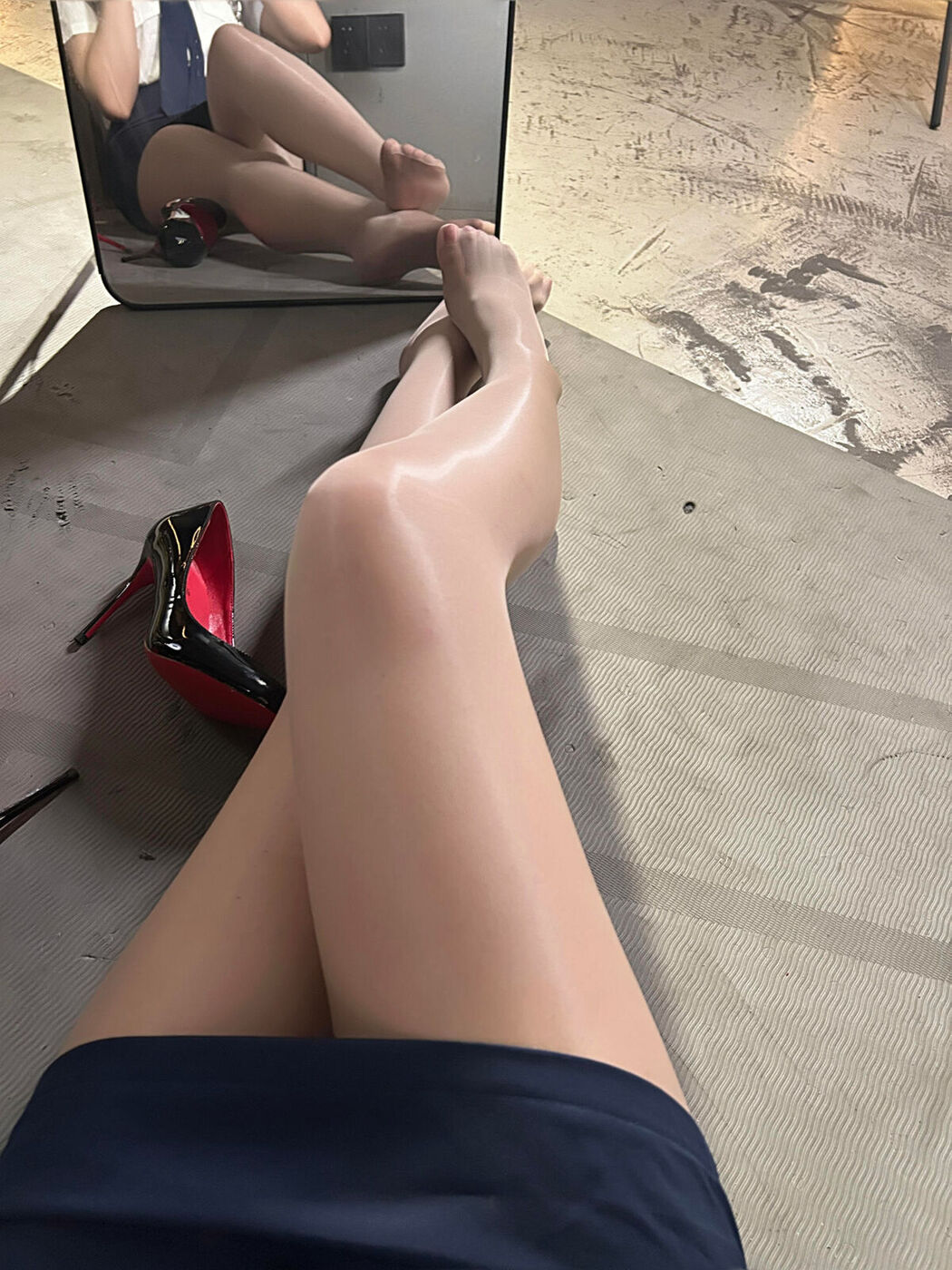 Coser@轩萧学姐 – 女警官 Part02 (58P)