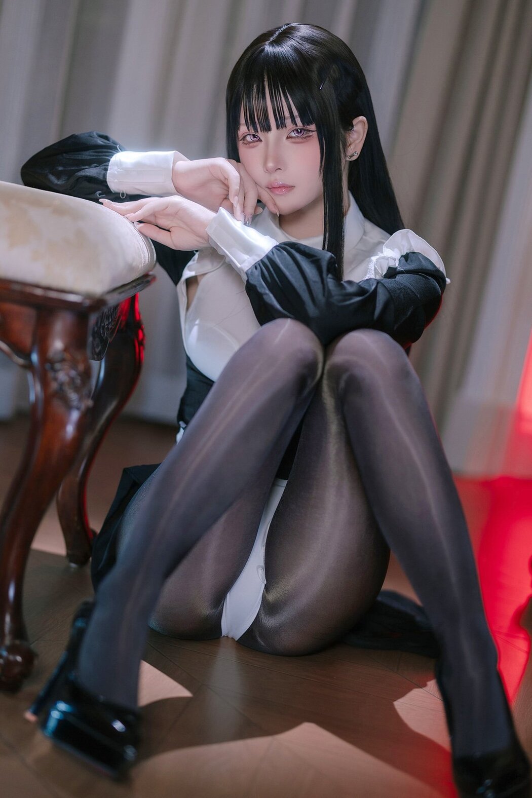 Coser@屿鱼 – 黑丝修女 (41P) Cover Photo