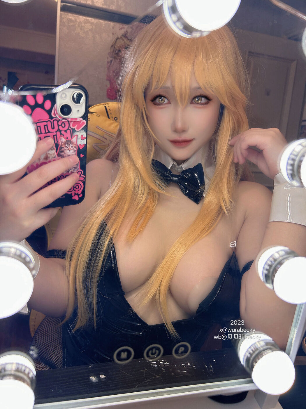 Coser@贝贝琪Becky – 食蜂 (33P)