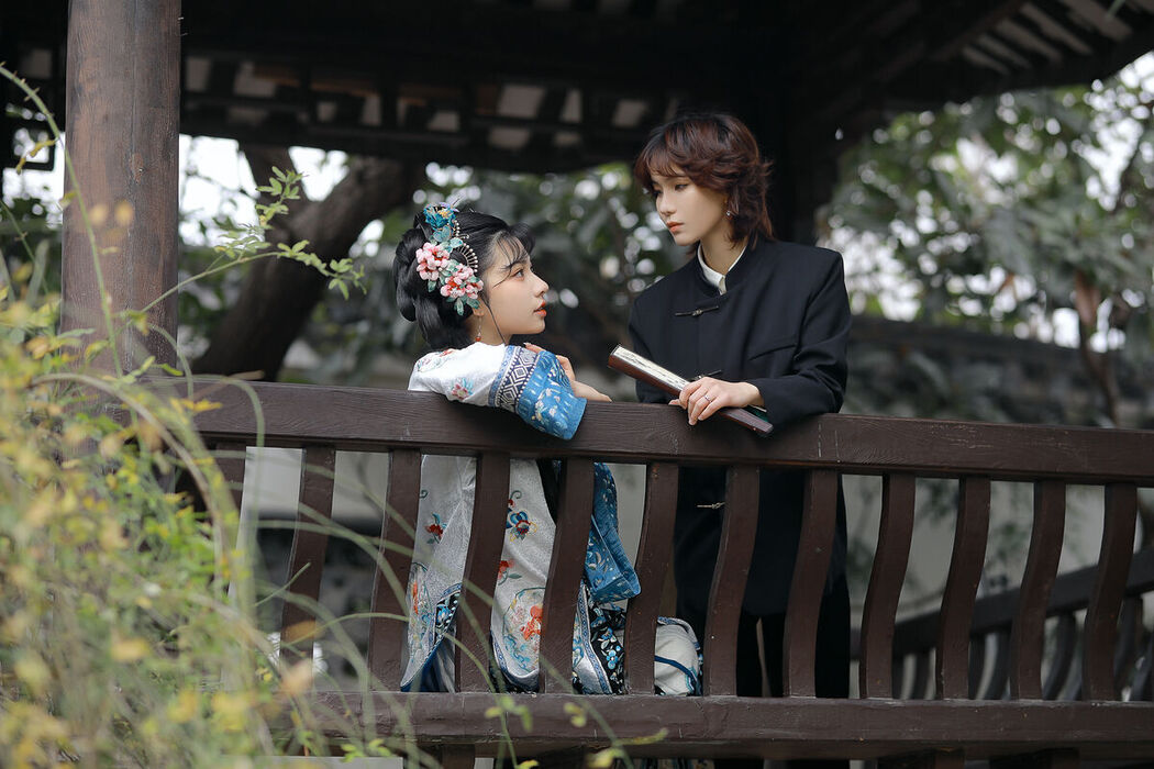 YiTuYu艺图语 Vol.8634 A Ming (18P)