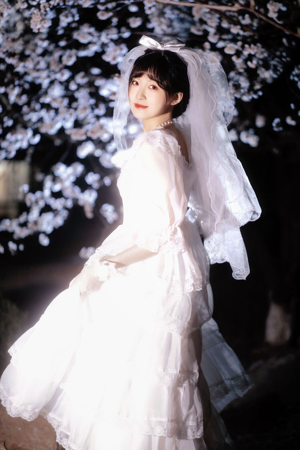 YiTuYu艺图语 Vol.8635 Ren Hai Bu (26P)