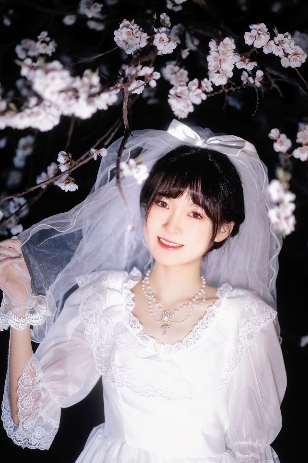 YiTuYu艺图语 Vol.8635 Ren Hai Bu (26P)