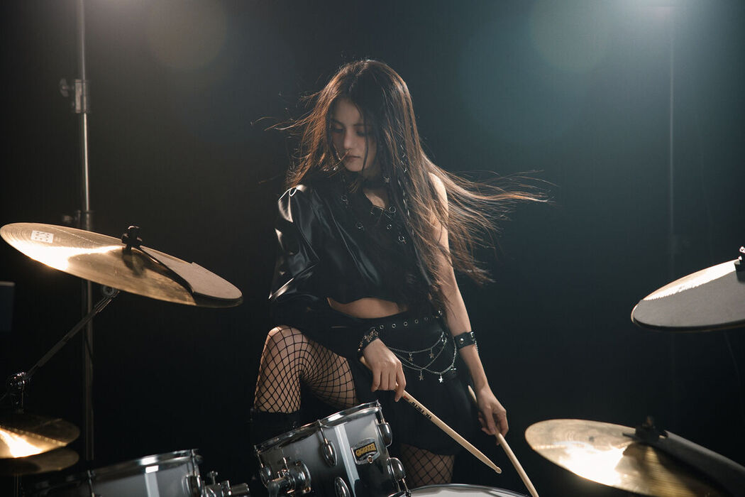 YiTuYu艺图语 Vol.8639 A Yin Ya (25P)