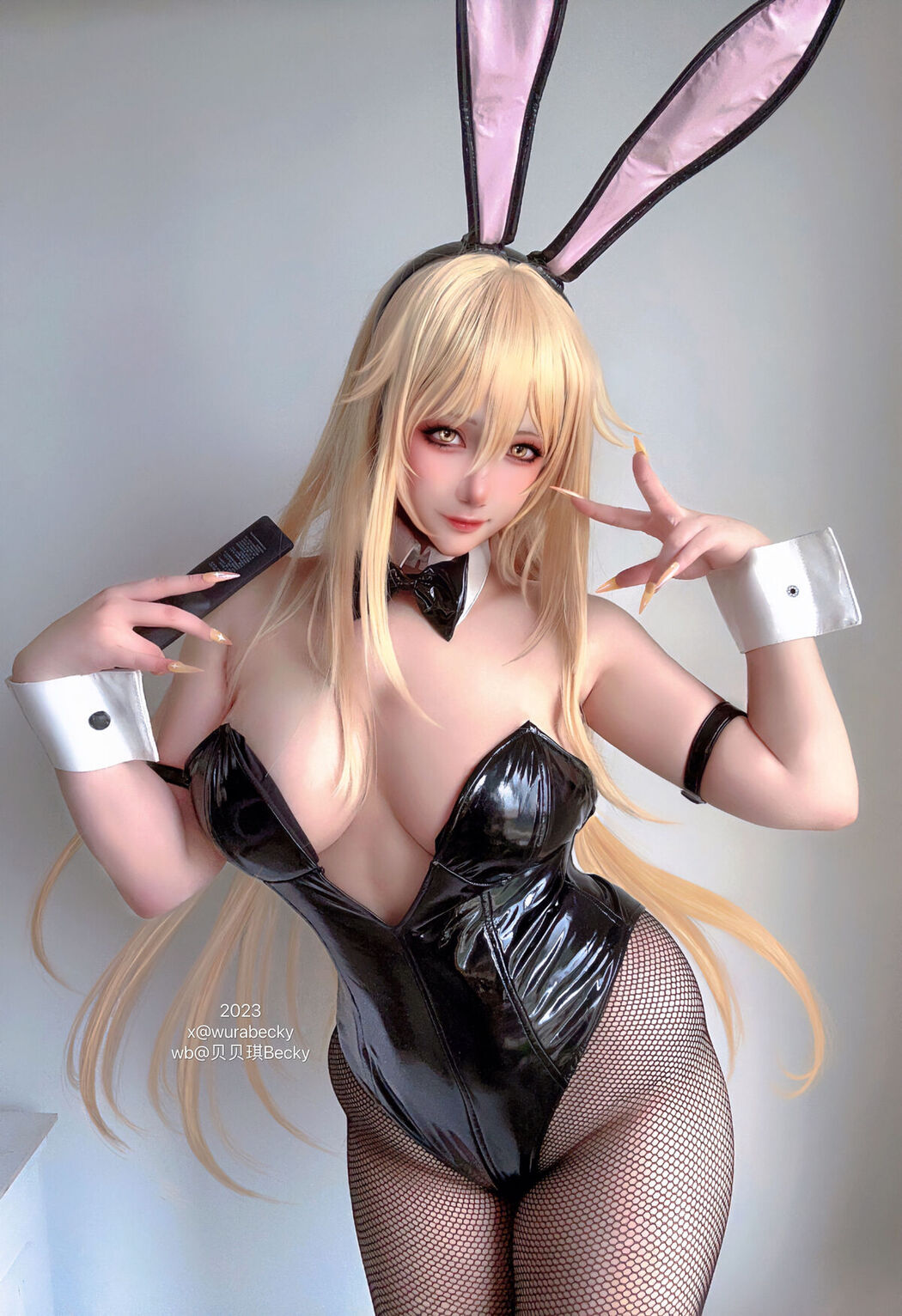 Coser@贝贝琪Becky – 食蜂 (33P)