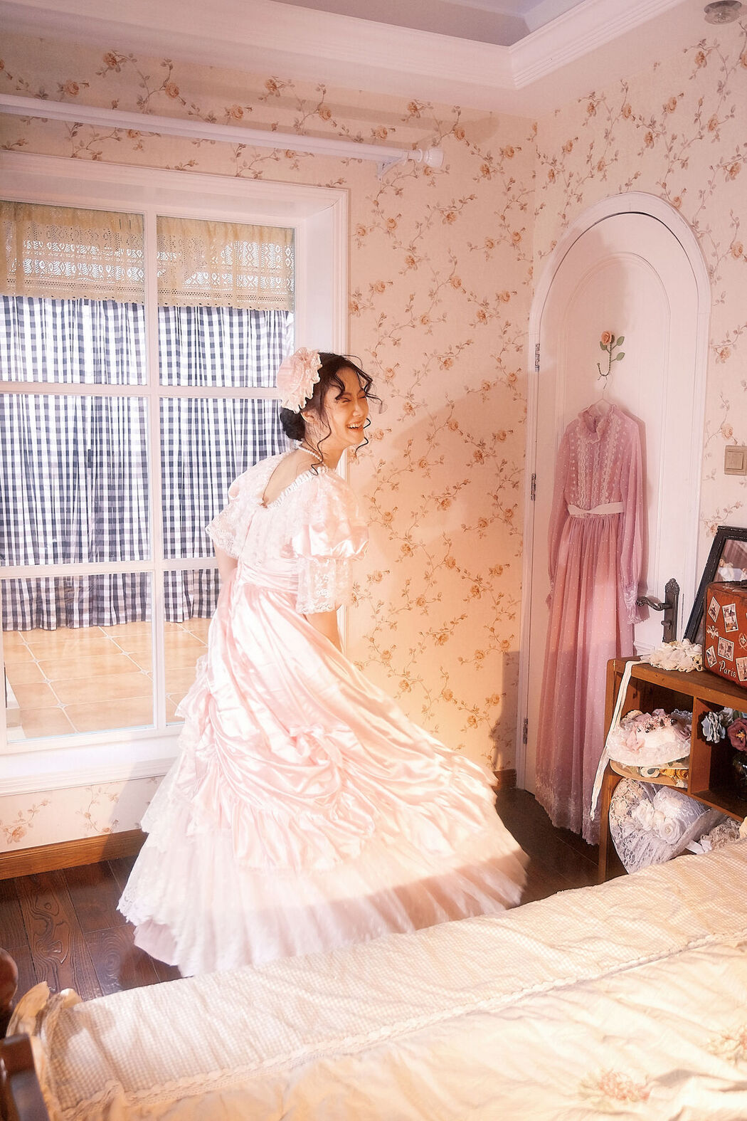 YiTuYu艺图语 Vol.8637 Jiang Jiang (21P)