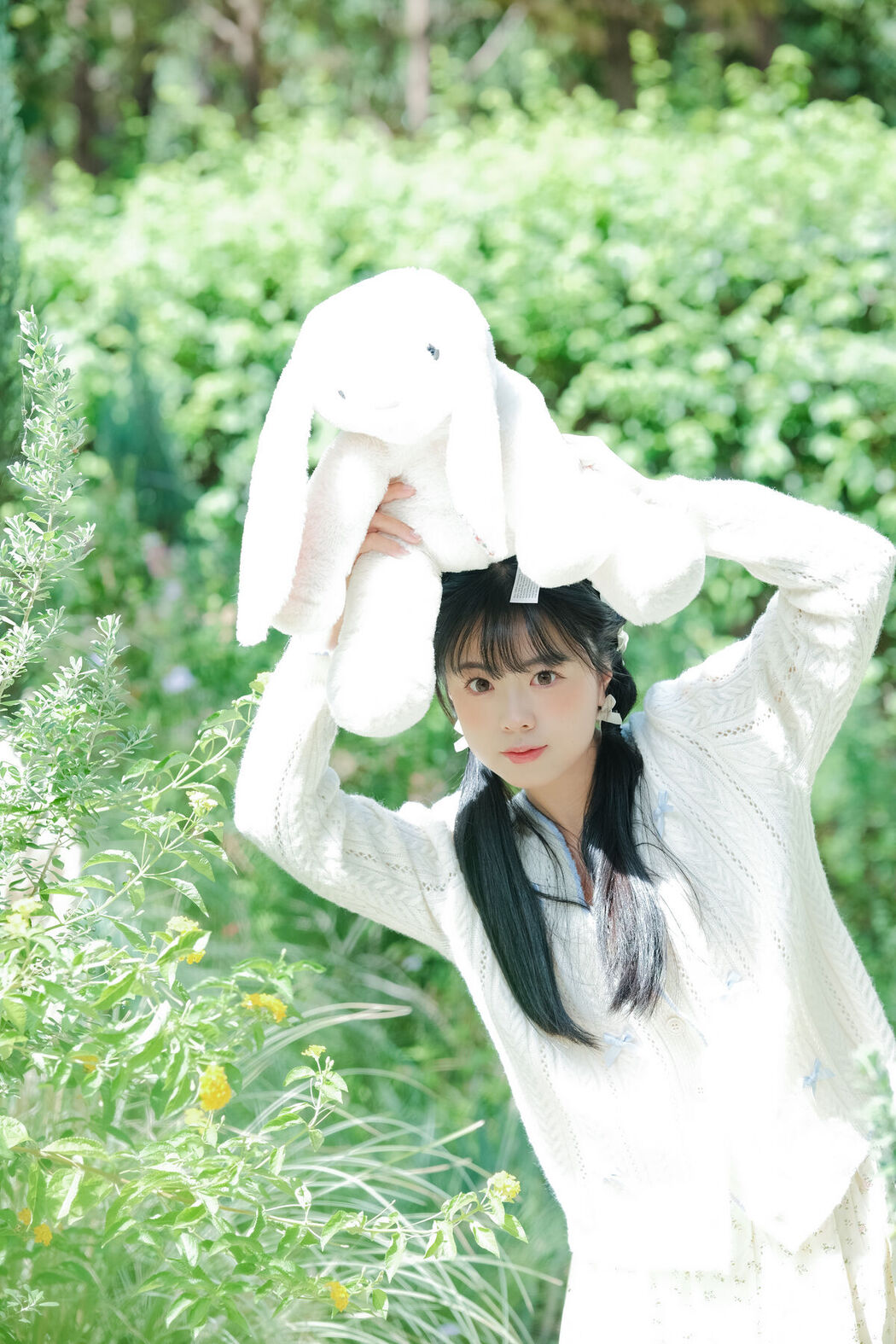 YiTuYu艺图语 Vol.8651 Yi Zhi Nuan Nuan (27P)