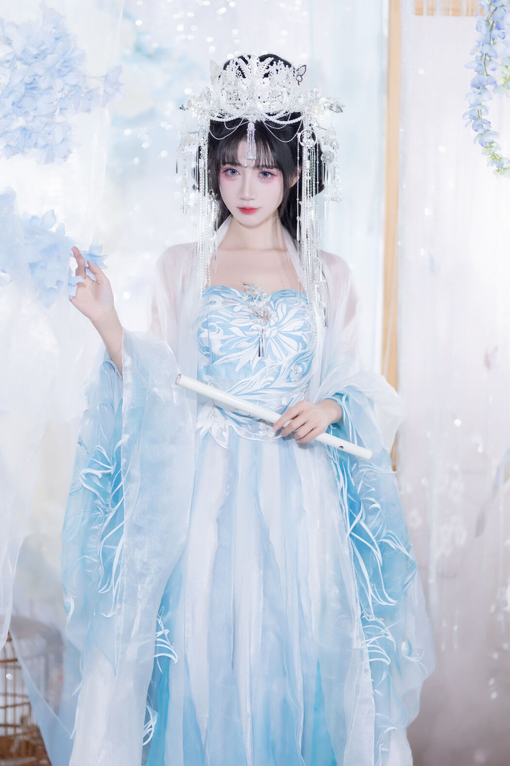 YiTuYu艺图语 Vol.8652 Qi Luo Sheng De Xiao Su Su (23P)