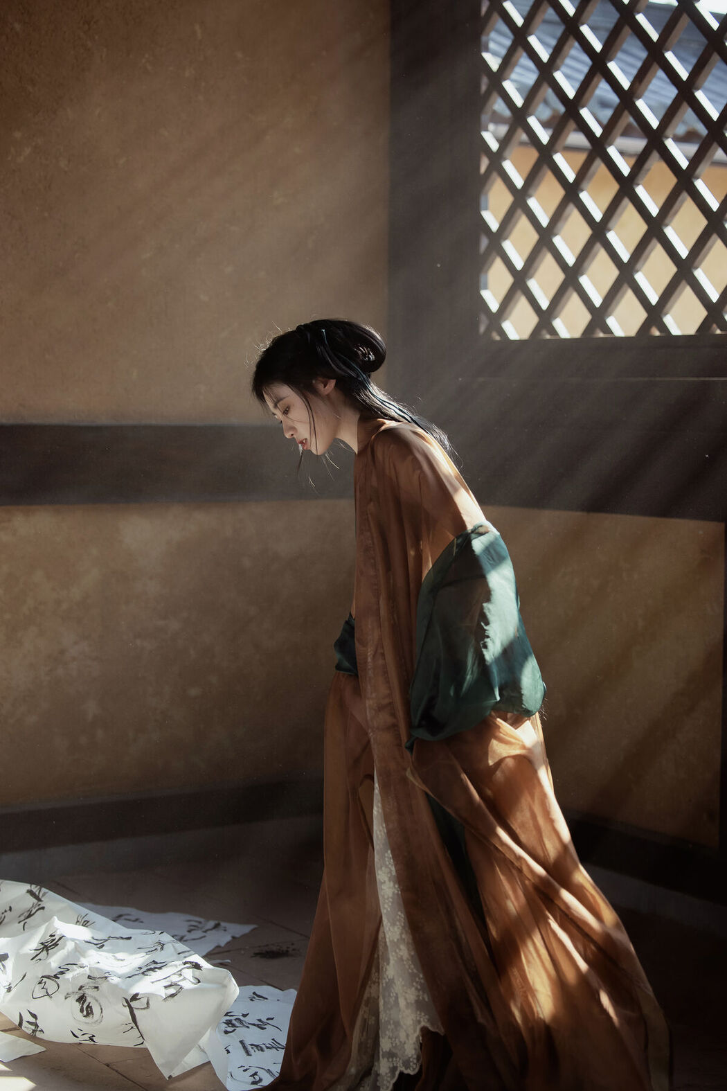 YiTuYu艺图语 Vol.8646 Wan Dou Er (24P)