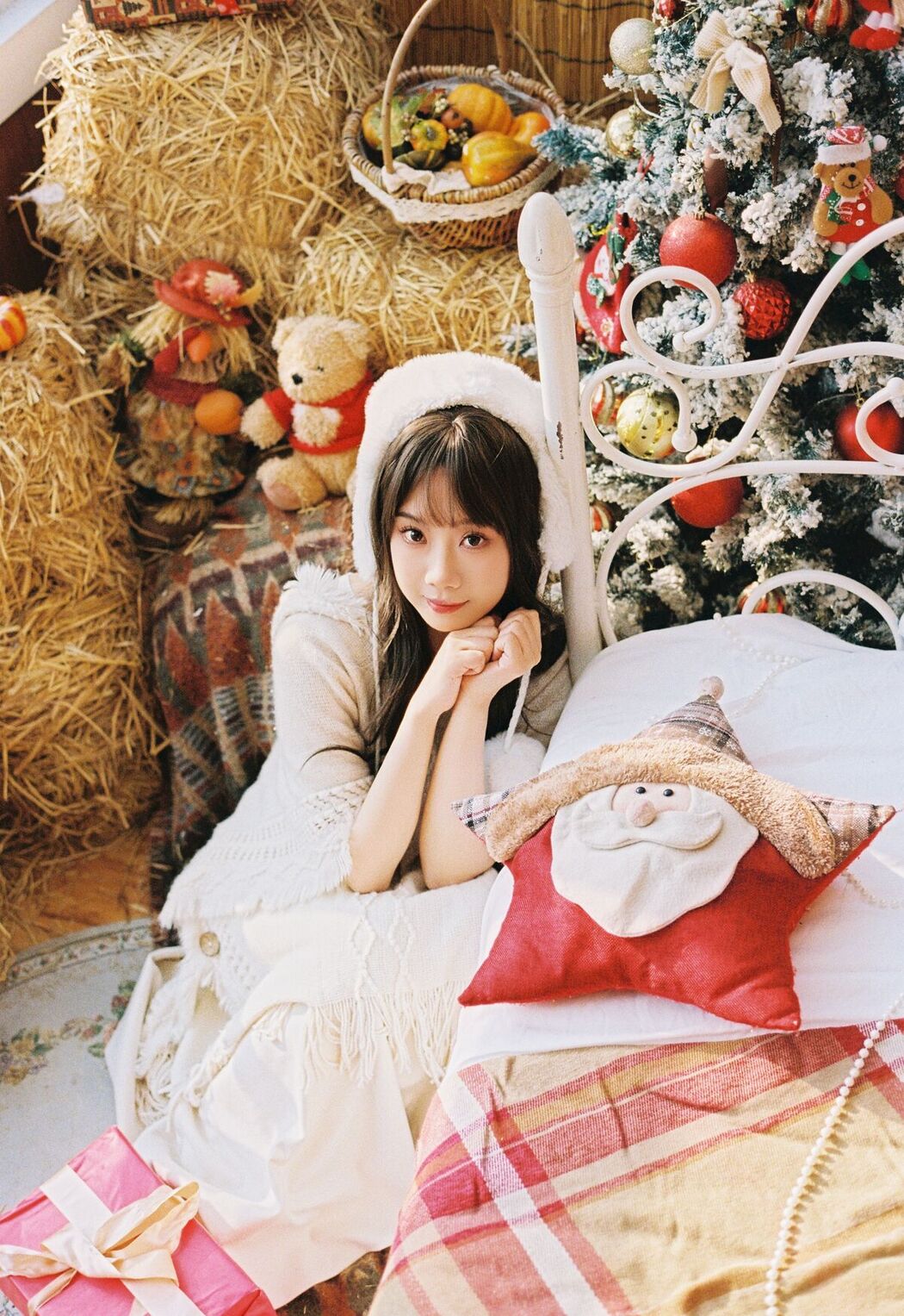 YiTuYu艺图语 Vol.8643 Zi Qing (20P)