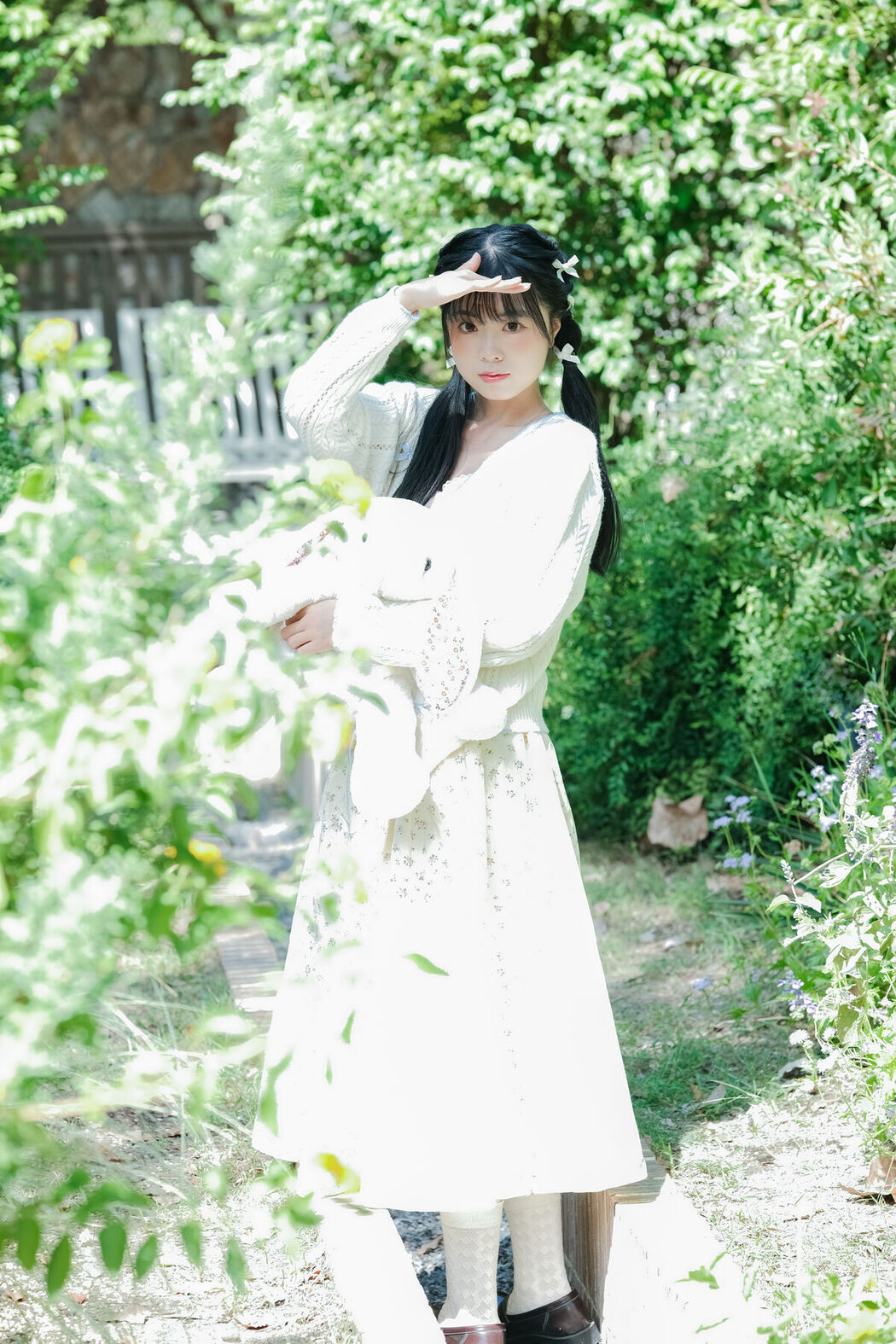 YiTuYu艺图语 Vol.8651 Yi Zhi Nuan Nuan (27P)