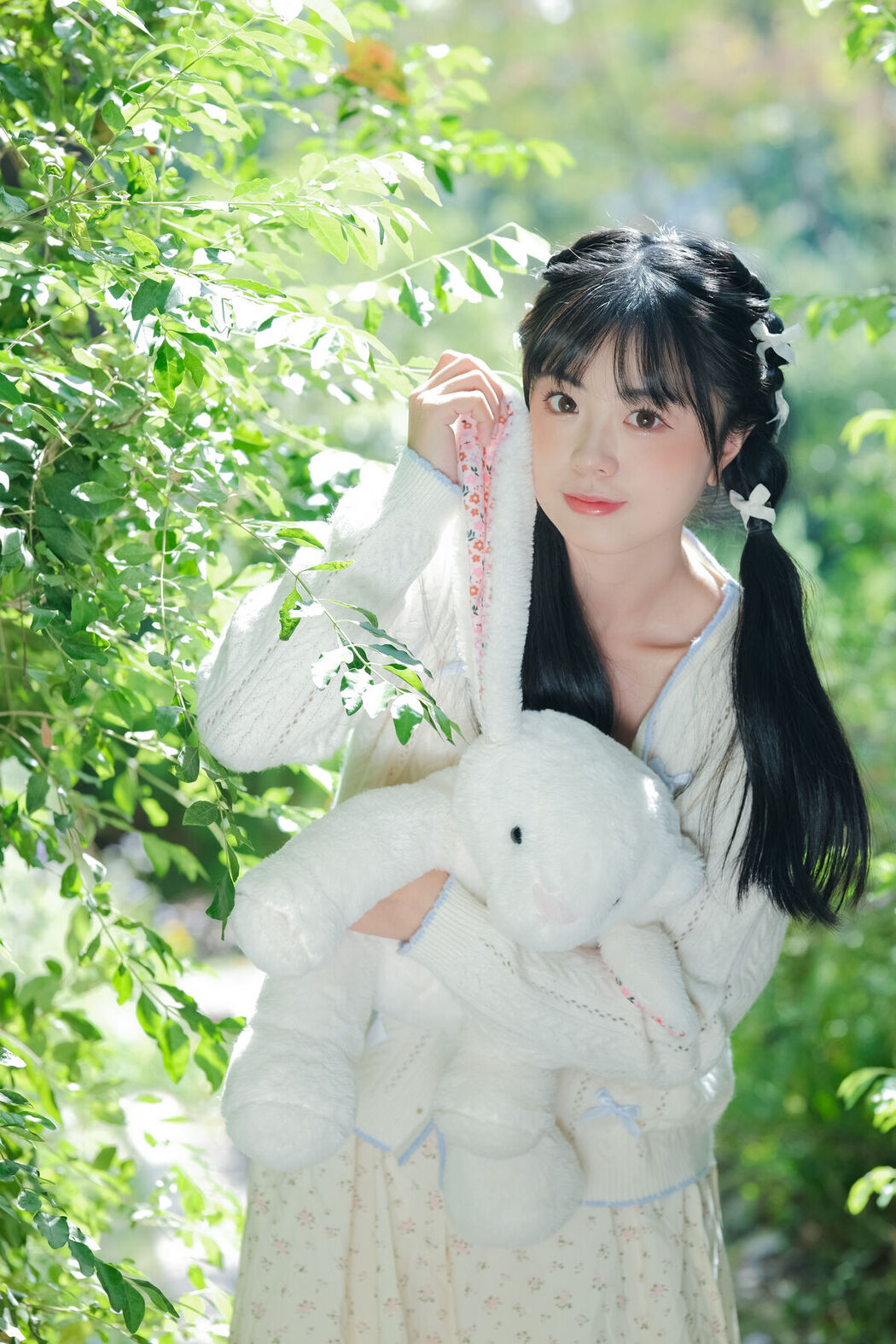 YiTuYu艺图语 Vol.8651 Yi Zhi Nuan Nuan (27P)