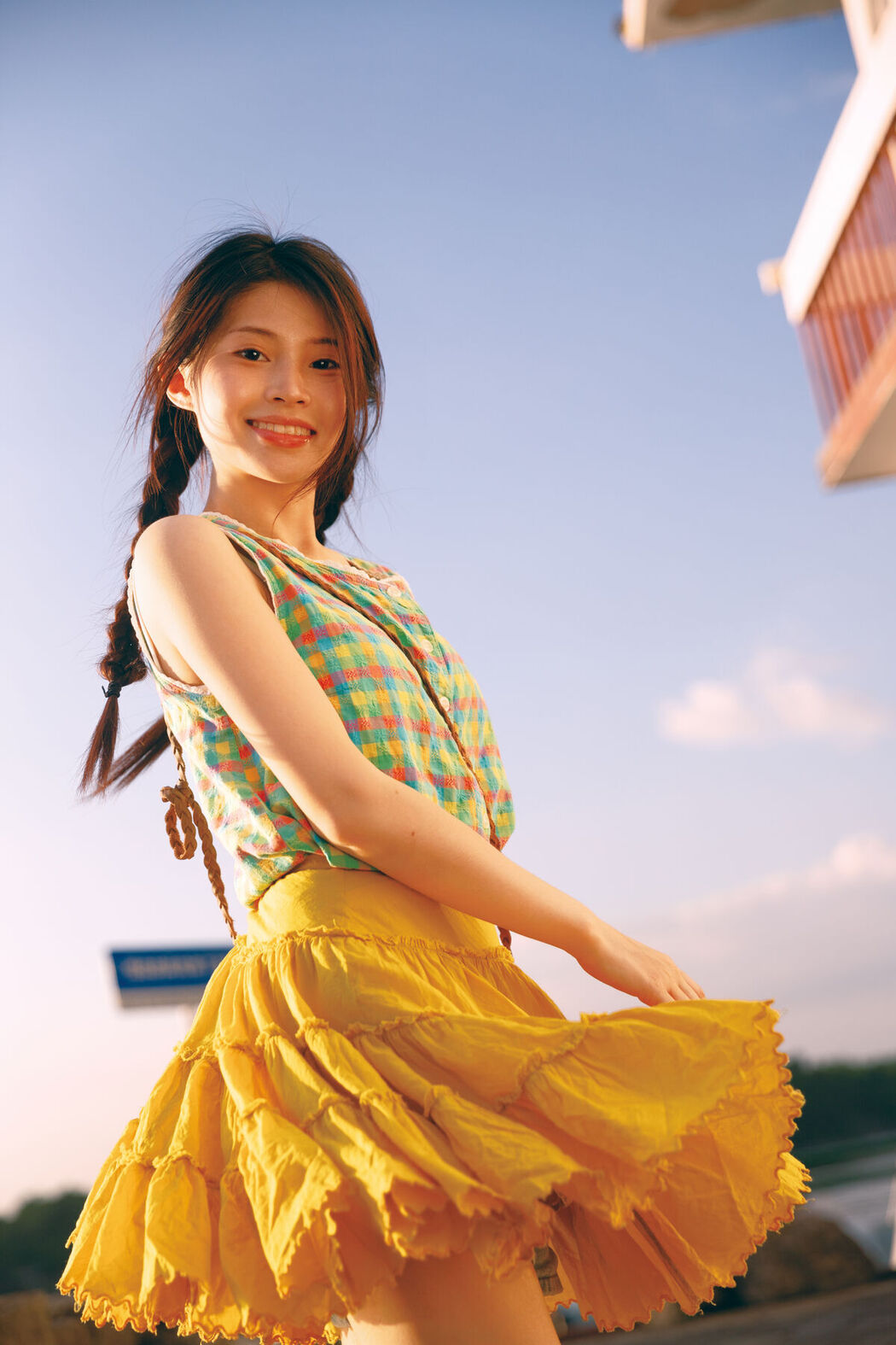 YiTuYu艺图语 Vol.8647 Kun Kun Bu Kun Le (28P)