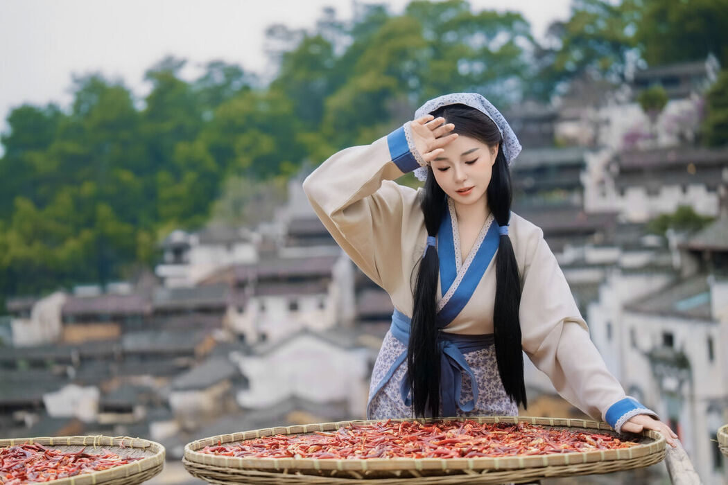 YiTuYu艺图语 Vol.8653 Zhang Ying (20P)