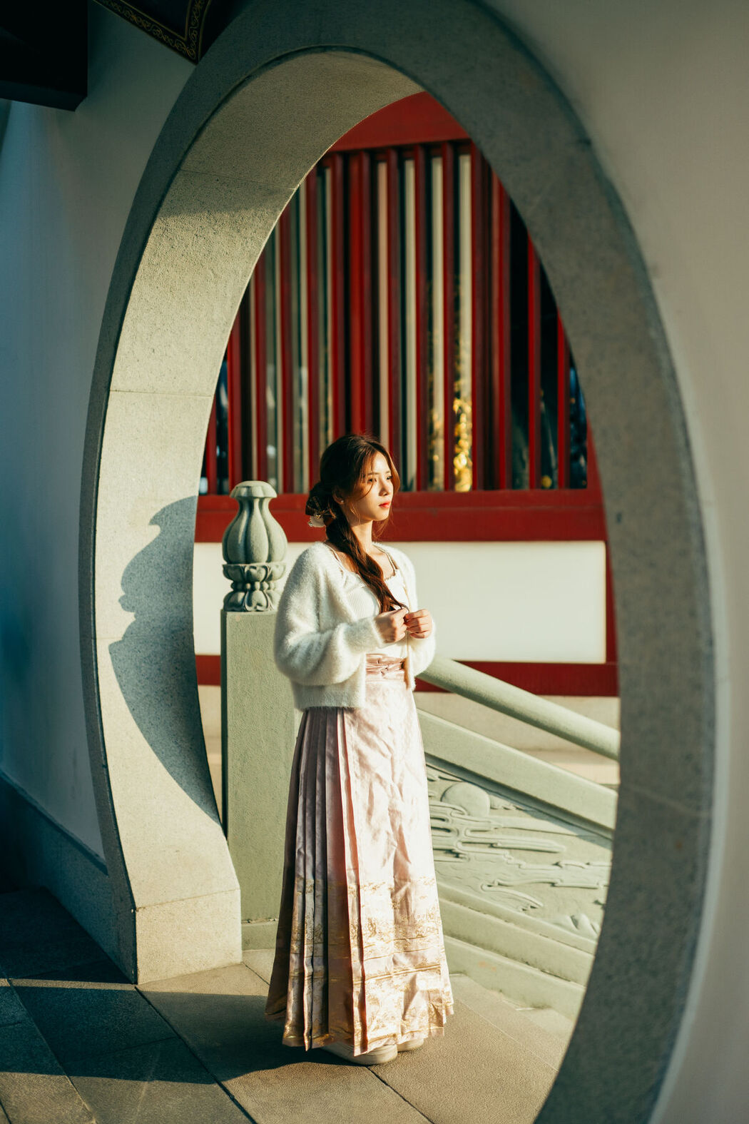 YiTuYu艺图语 Vol.8648 Zhang Yu (22P)