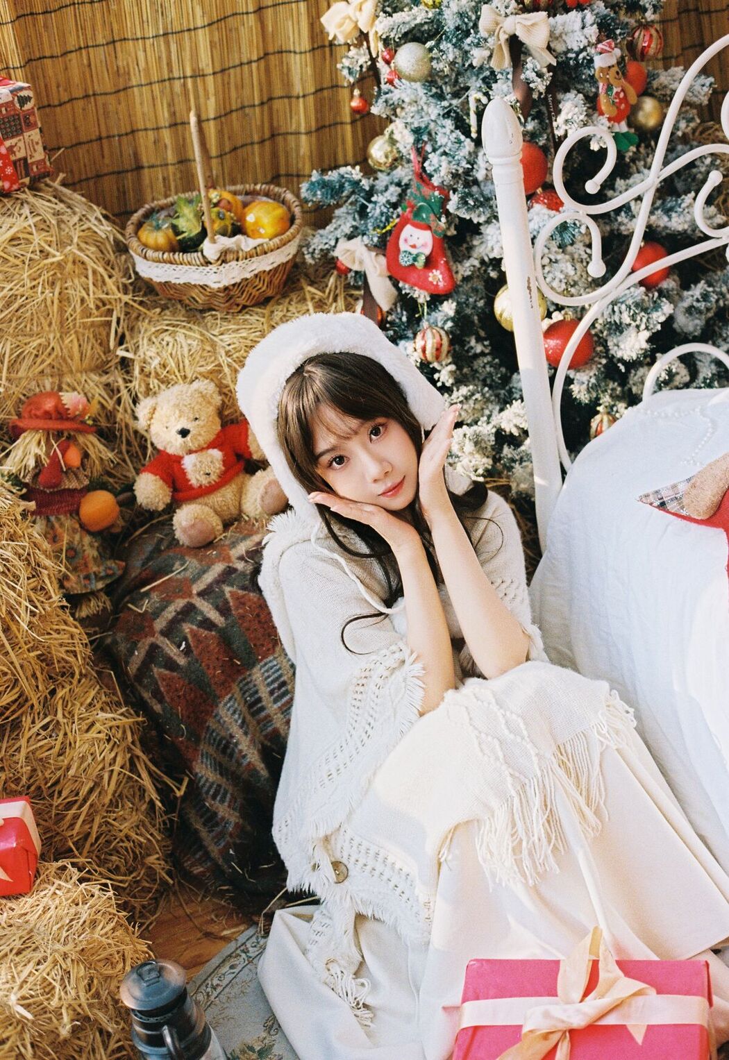 YiTuYu艺图语 Vol.8643 Zi Qing (20P)