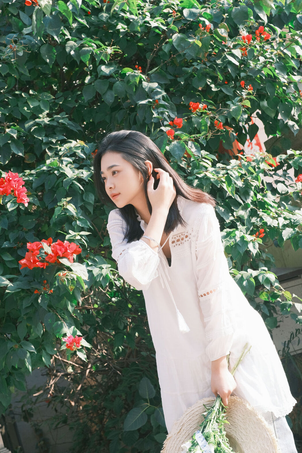 YiTuYu艺图语 Vol.8644 Tong Tong (29P)