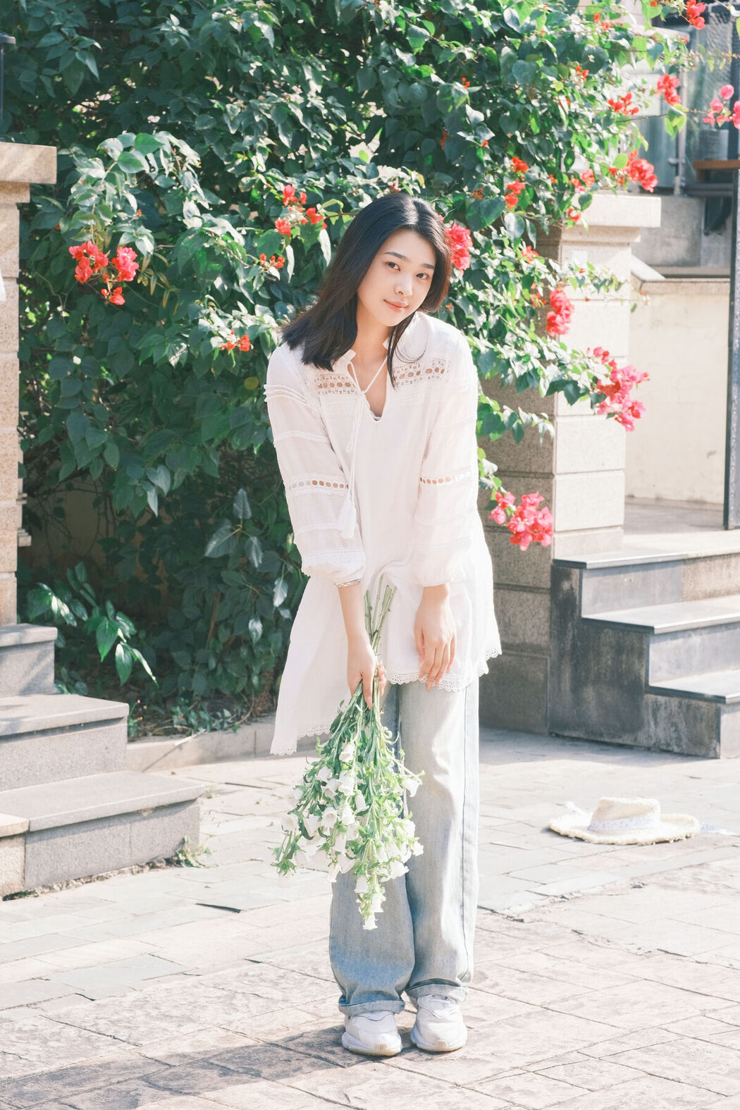 YiTuYu艺图语 Vol.8644 Tong Tong (29P)