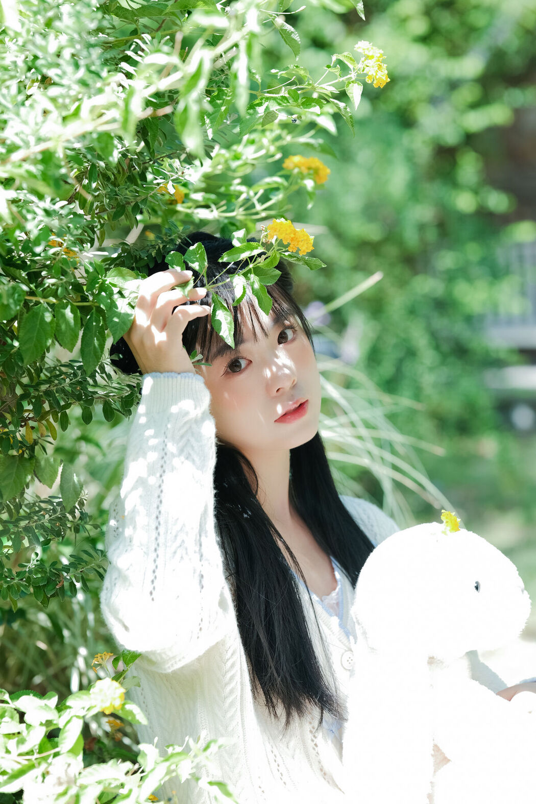 YiTuYu艺图语 Vol.8651 Yi Zhi Nuan Nuan (27P)