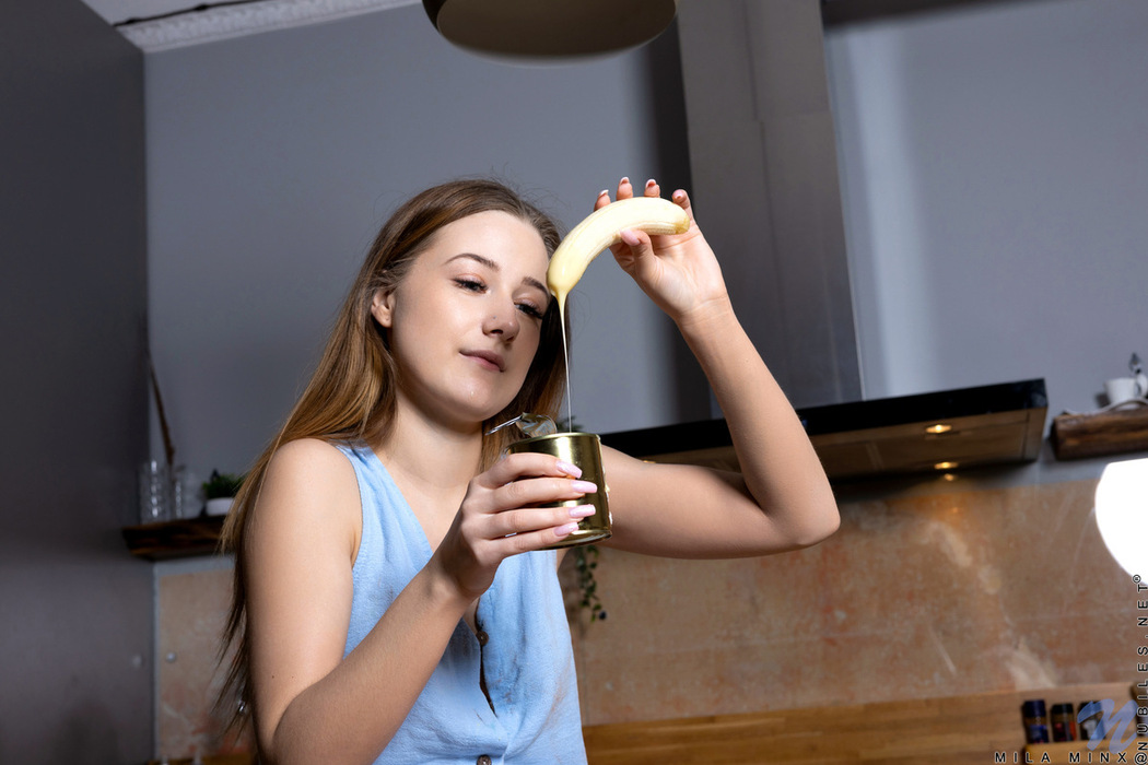 Mila Minx European Babe Peels Off Her Clothes Right In The Kitchen