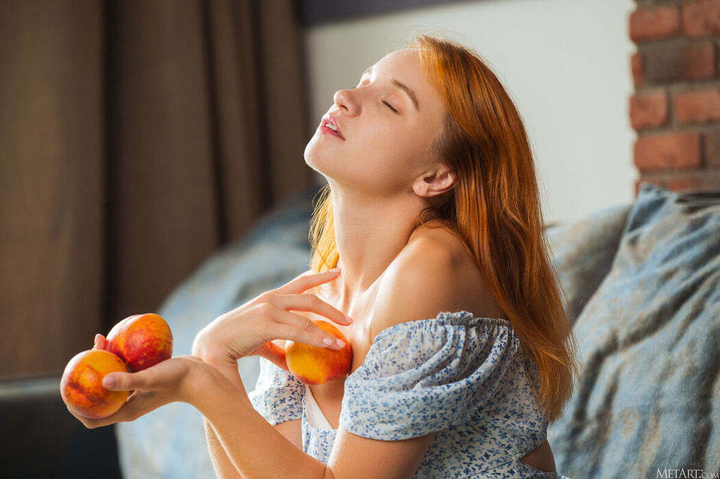 MetArt Milkavi – Peachy Keen Part01 (59P)