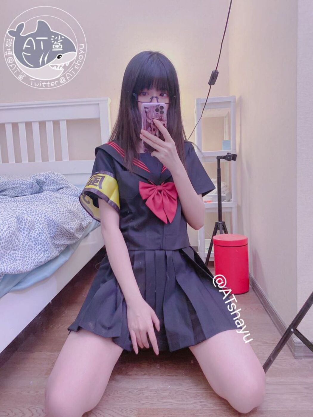 Coser@AT鲨 – 不守纪律的风纪委员 (52P – 1V)