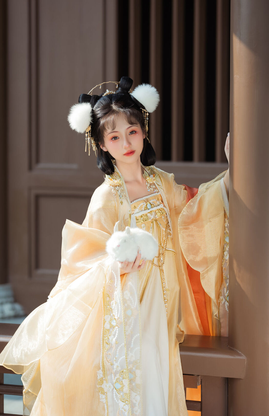 YiTuYu艺图语 Vol.8661 Yi Zhi Nian Gao Jing (15P)