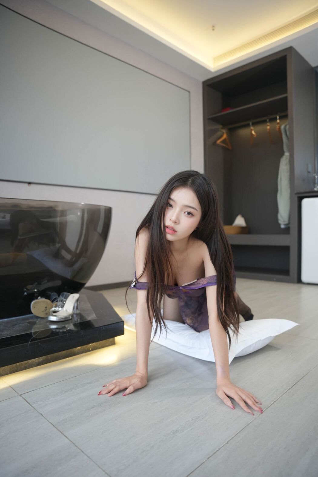 XiuRen秀人网 Uncensored Xiao Nai Jiao 小奶娇 – R18 秀人网模特 复古旗袍黑丝 Part02 (46P)