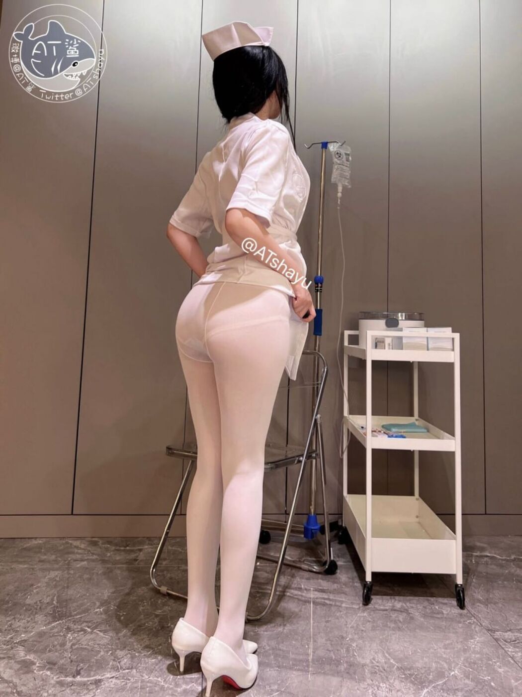 Coser@AT鲨 – 白丝护士 Part01 (72P – 2V)