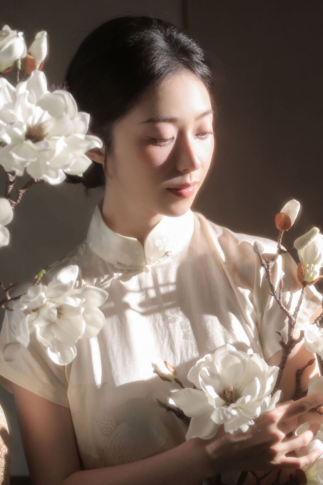 YiTuYu艺图语 Vol.8655 Fen Mian Gu Niang (15P)