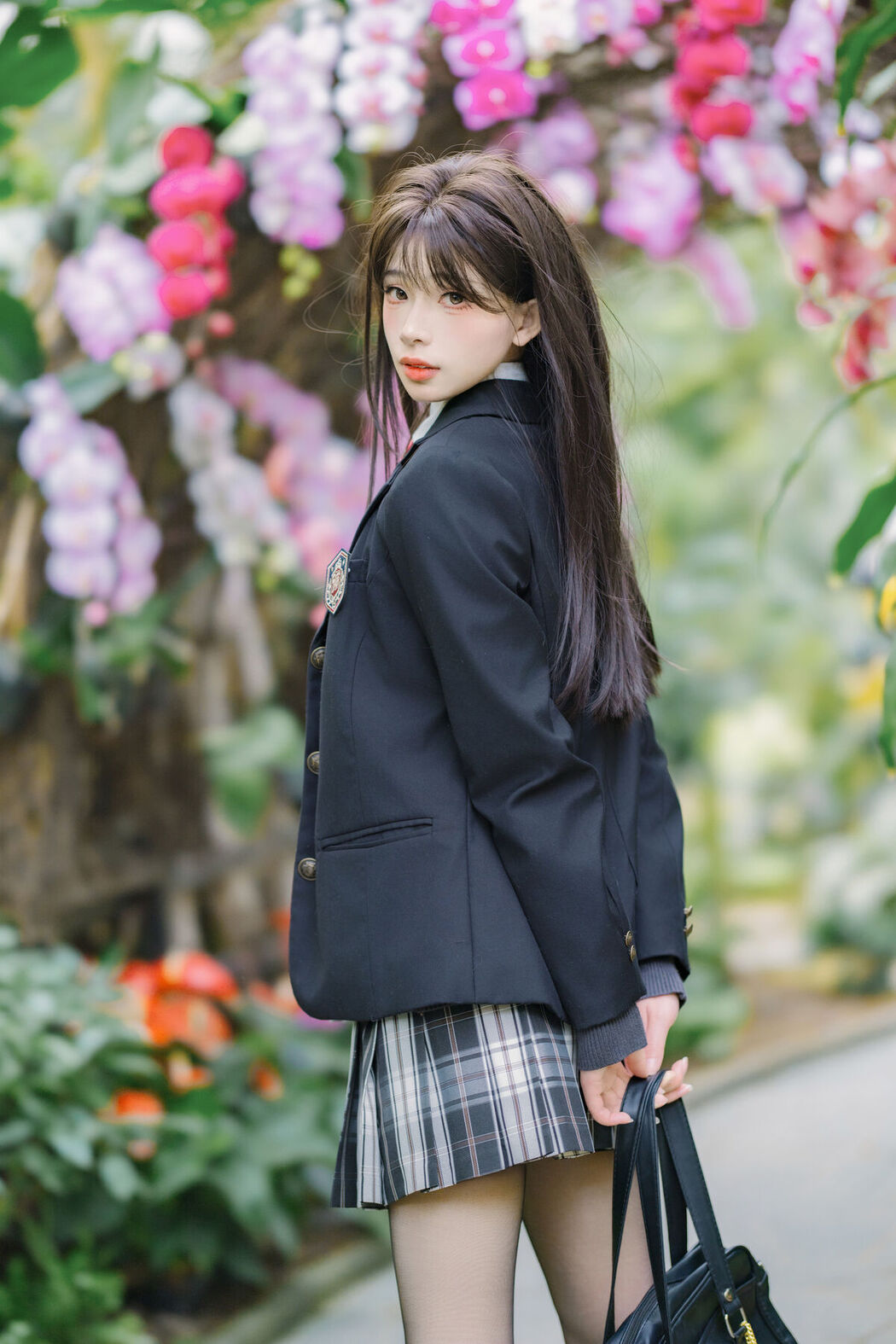 YiTuYu艺图语 Vol.8662 Xian Nu Juan (25P)