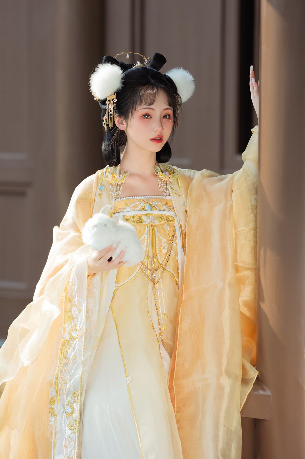 YiTuYu艺图语 Vol.8661 Yi Zhi Nian Gao Jing (15P)