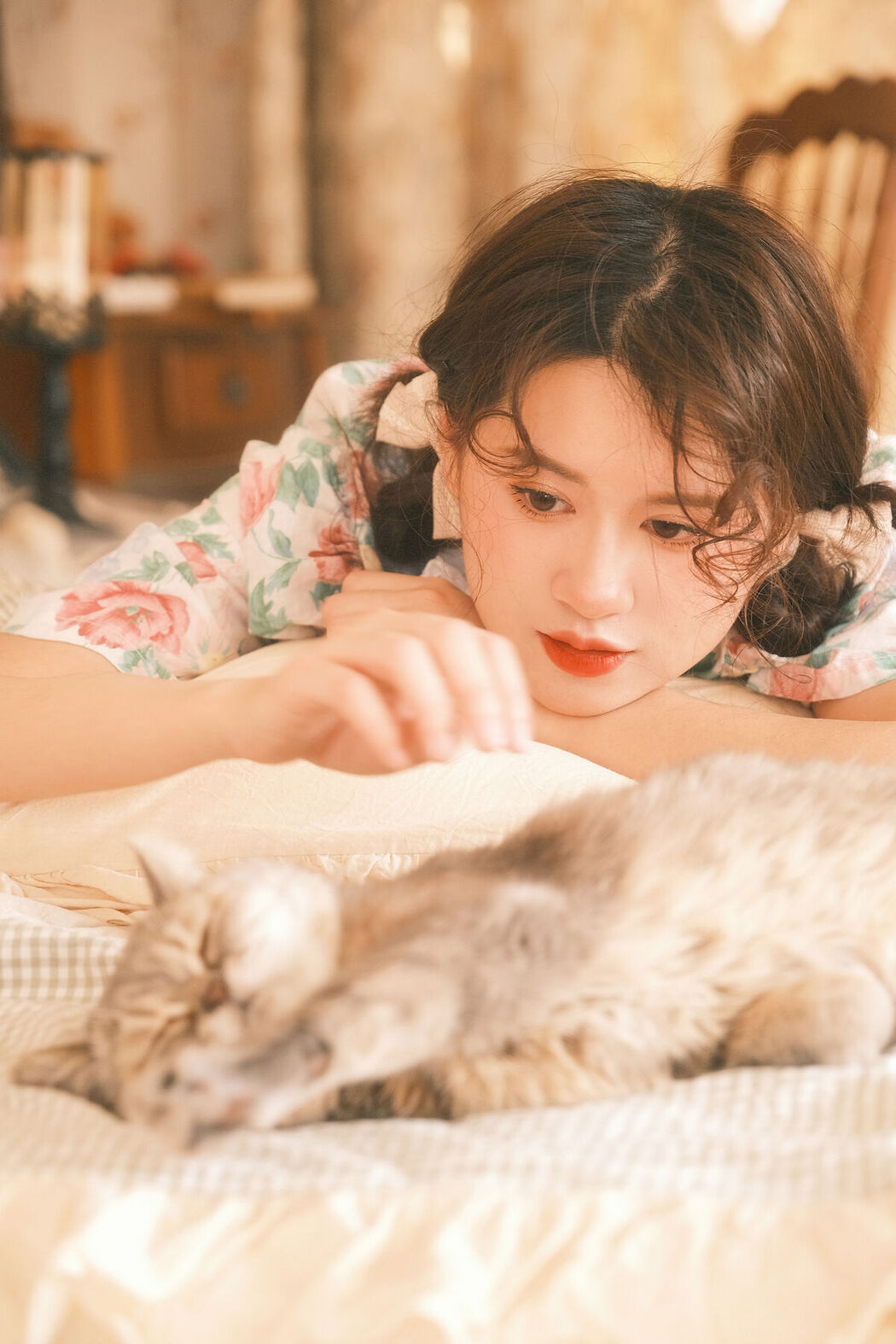 YiTuYu艺图语 Vol.8654 Li Zhi (16P)