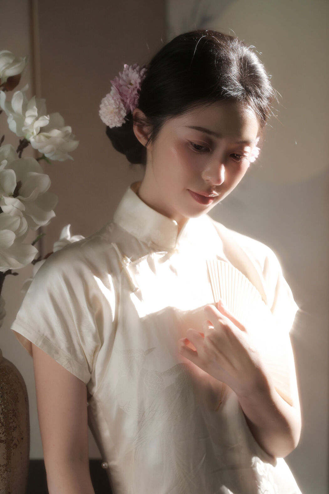 YiTuYu艺图语 Vol.8655 Fen Mian Gu Niang (15P)