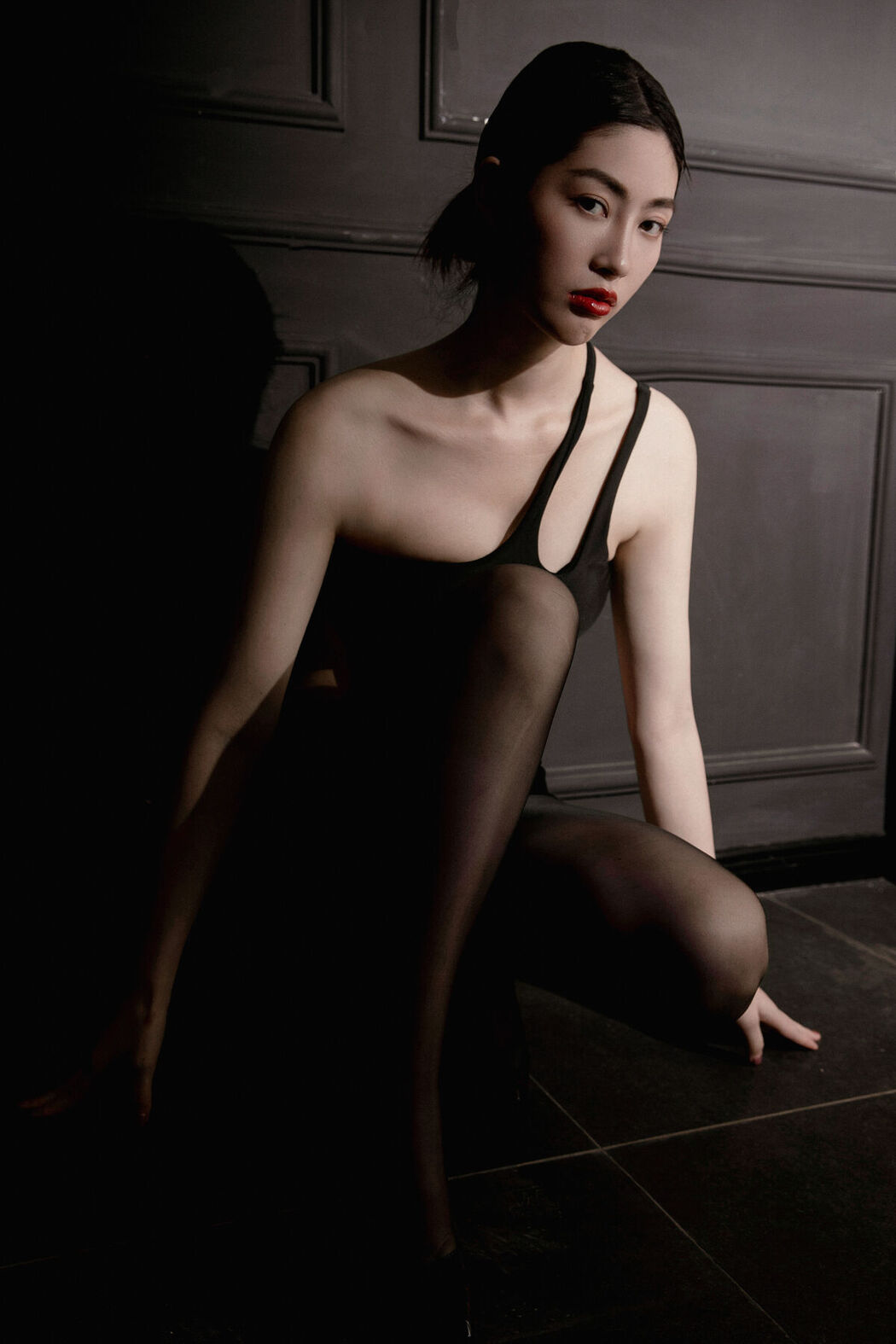 YiTuYu艺图语 Vol.8657 SUNNY (28P)