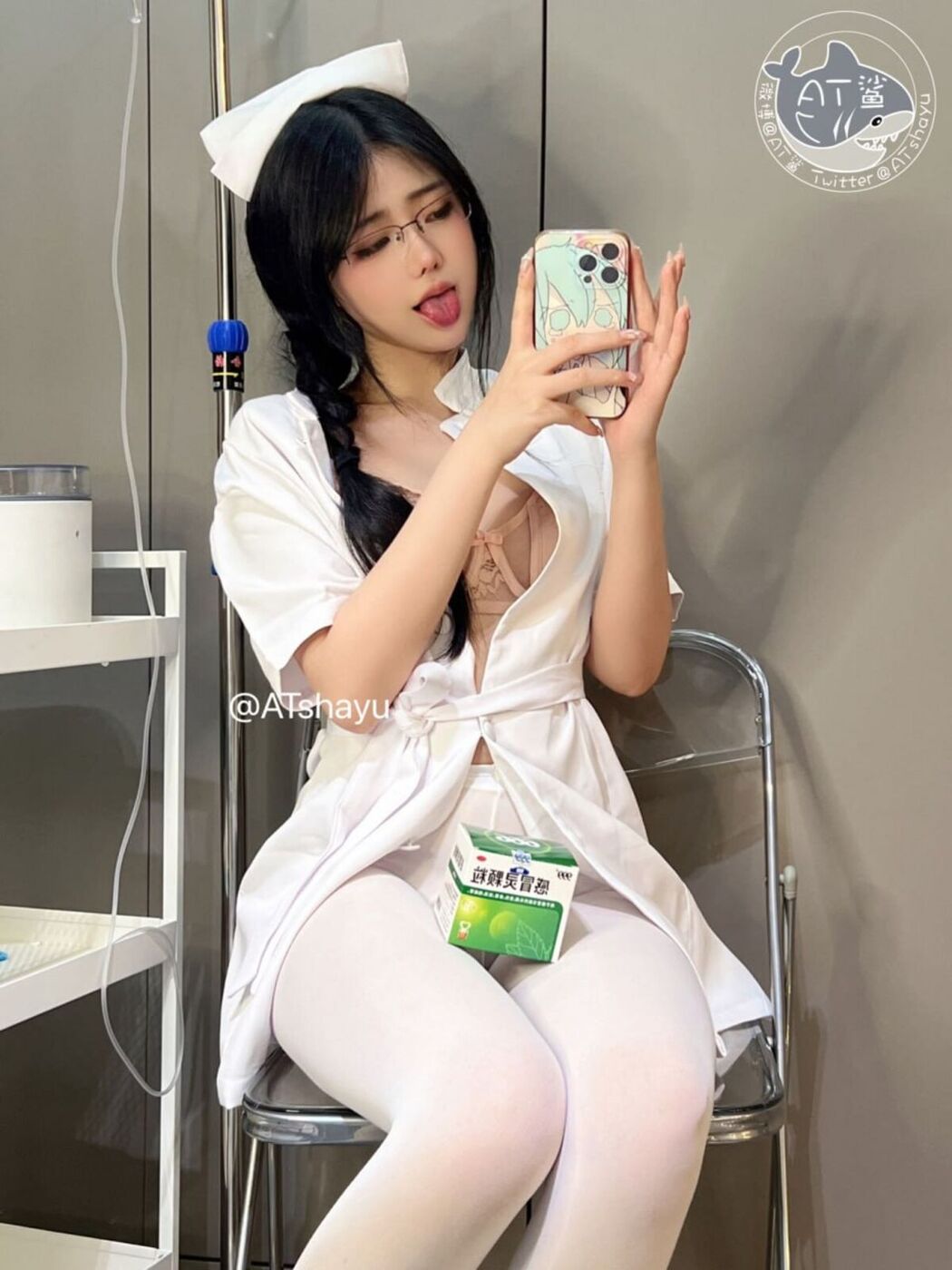 Coser@AT鲨 – 白丝护士 Part01 (72P – 2V)