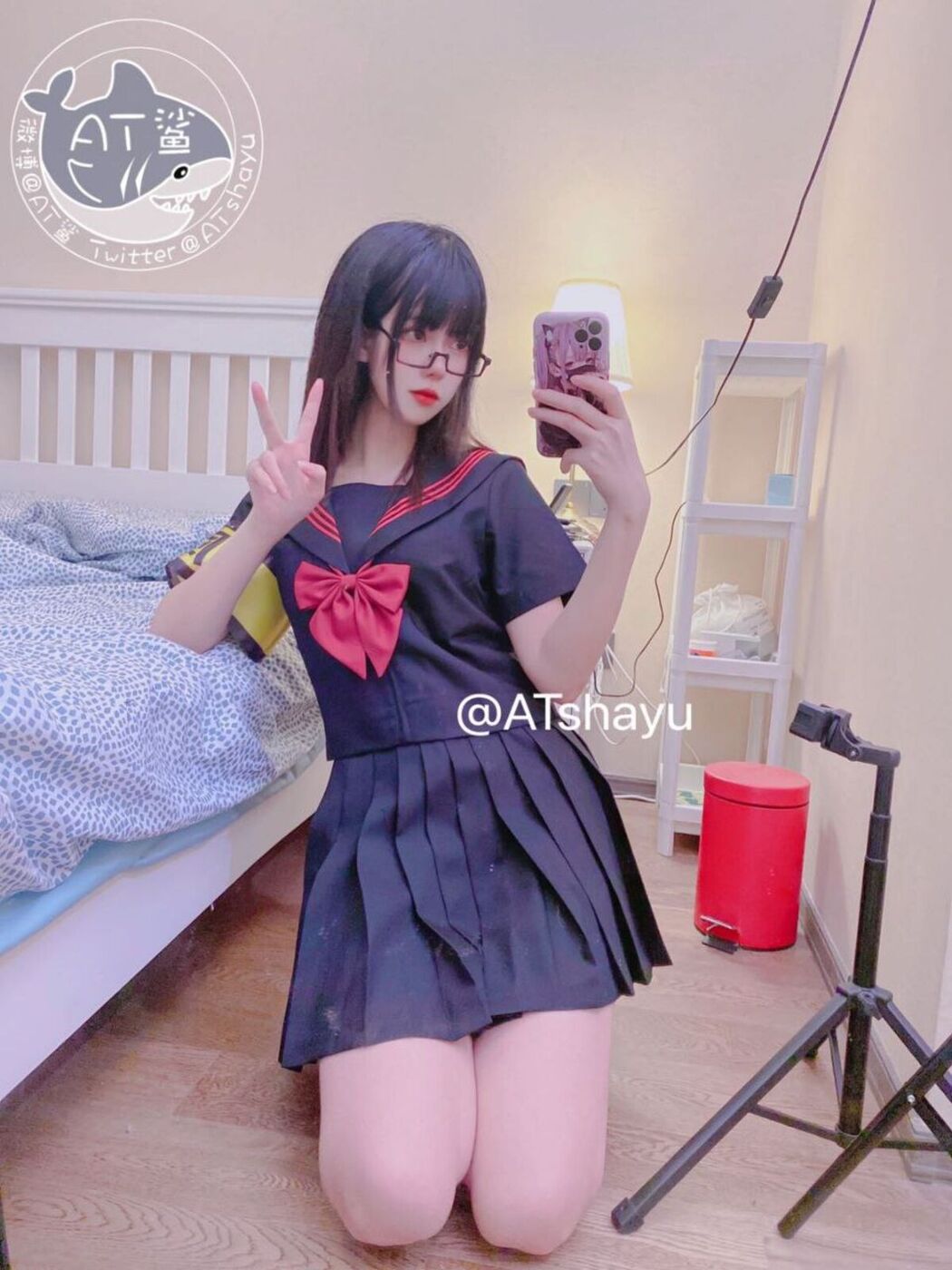 Coser@AT鲨 – 不守纪律的风纪委员 (52P – 1V)