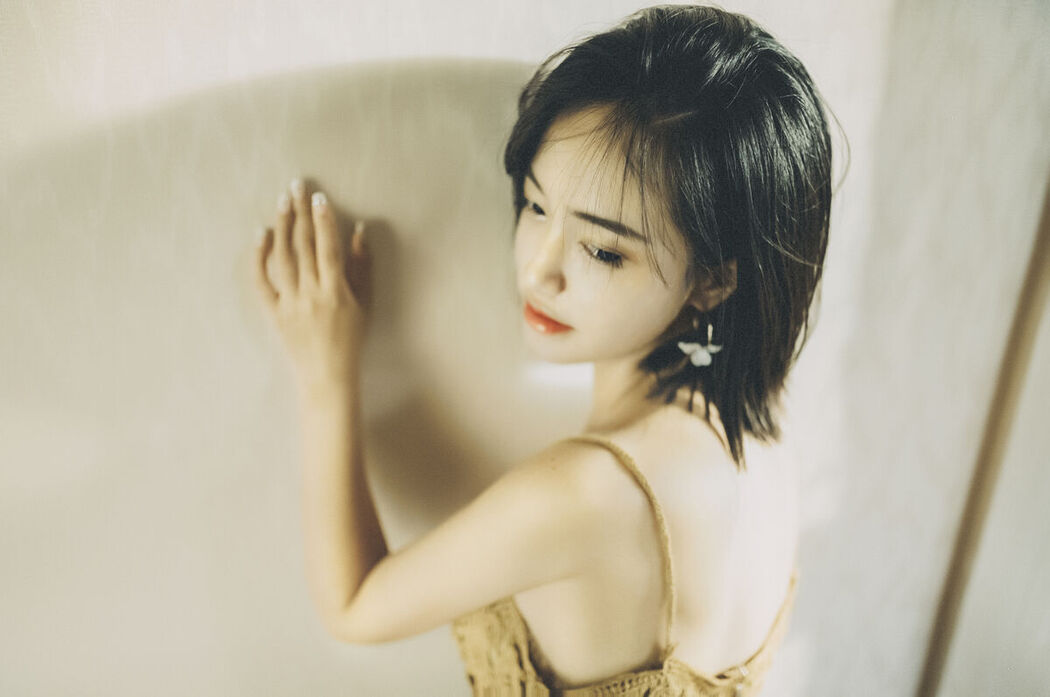 YiTuYu艺图语 Vol.8660 Ji Hui Yuan Juice (19P)