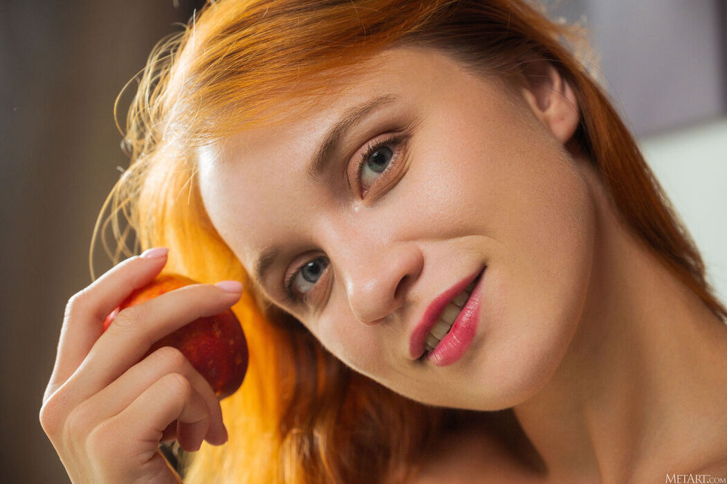 MetArt Milkavi – Peachy Keen Part01 (59P)