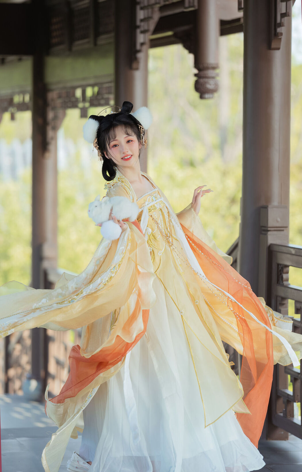 YiTuYu艺图语 Vol.8661 Yi Zhi Nian Gao Jing (15P)